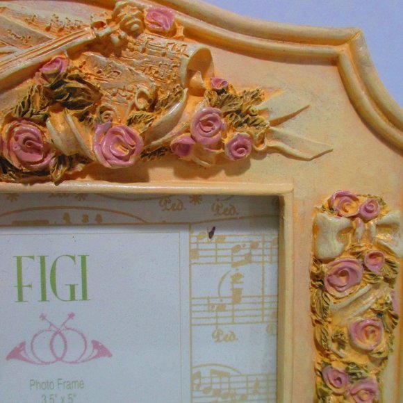 *FIGI Handpainted Baroque Inspired Pastel Relief Table Top Picture Frame - Picture 2 of 5